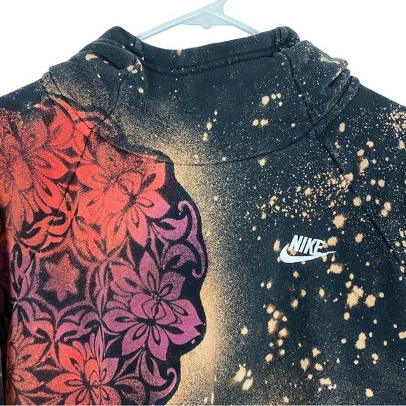 Nike Hoodie Sweatshirt Pullover Womens Size Large Mandala Stencil Upcycled Black - Picture 3 of 13